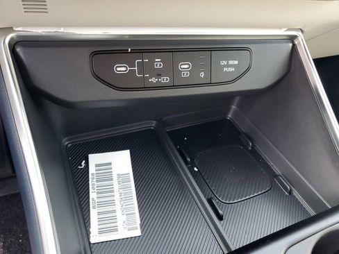 New 2026 Kia Carnival EX image 19