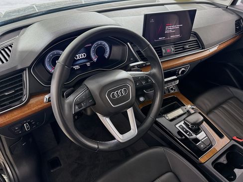 Used 2023 Audi Q5 2.0T Premium Plus w/ Premium Plus Package AWD/4WD image 12