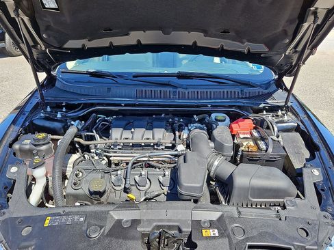 Used 2018 Ford Taurus SE FWD image 33