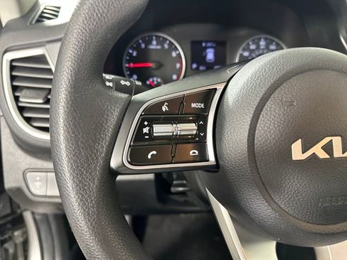 Used 2023 Kia Seltos LX image 15