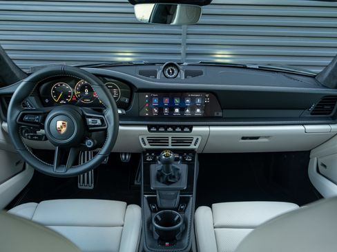 New 2026 Porsche 911 GT3 RWD image 6