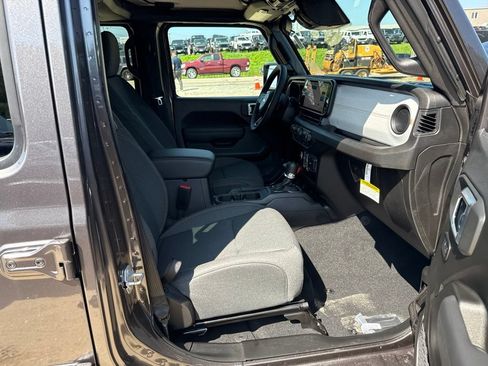 New 2026 Jeep Wrangler Unlimited Sport AWD/4WD image 24