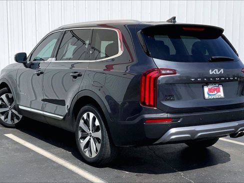 Used 2022 Kia Telluride EX w/ EX Premium Package image 9
