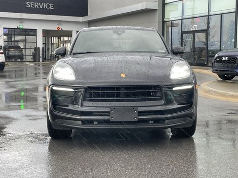 Used 2022 Porsche Macan image 2