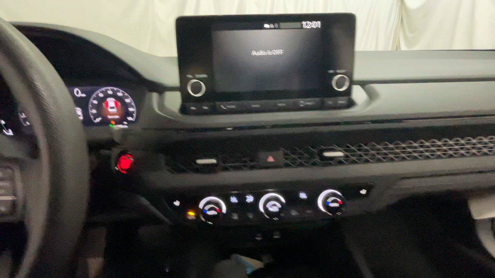 Certified 2025 Honda Accord SE image 35