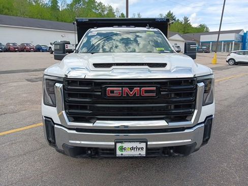 New 2026 GMC Sierra 3500 Pro w/ Convenience Package AWD/4WD image 2
