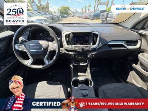 Used 2024 GMC Terrain SLE FWD image 21