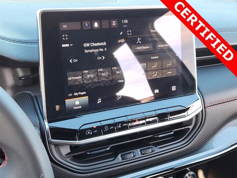 Used 2023 Jeep Compass Trailhawk image 18