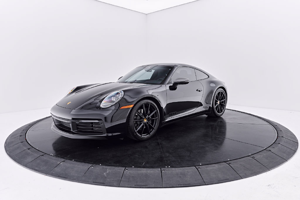 Used 2024 Porsche 911 Carrera T RWD image 9