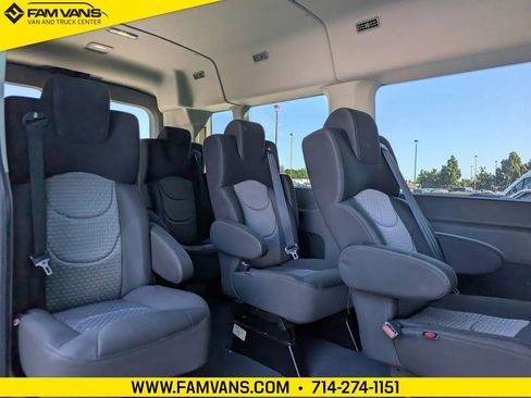 Used 2023 Ford Transit 350 XLT RWD image 12