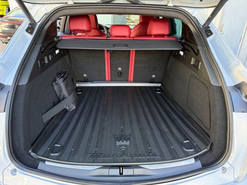 Used 2024 Maserati Grecale Trofeo image 26