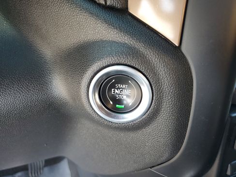 Used 2019 Chevrolet Silverado 1500 High Country w/ Technology Package image 24