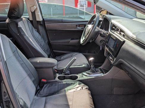 Used 2019 Toyota Corolla LE FWD image 25