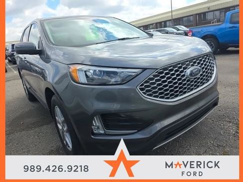 Used 2023 Ford Edge SEL w/ Convenience Package AWD/4WD image 2