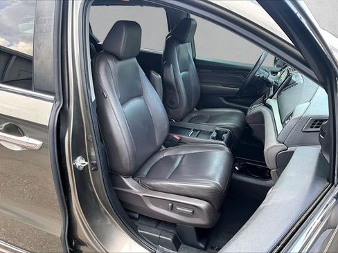 Used 2018 Honda Odyssey Touring image 9