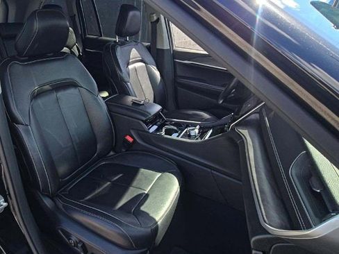 Used 2022 Jeep Grand Cherokee Limited AWD/4WD image 14
