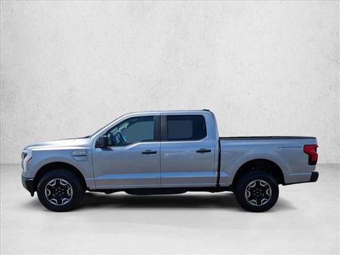 Used 2023 Ford F150 Lightning Pro AWD/4WD image 9