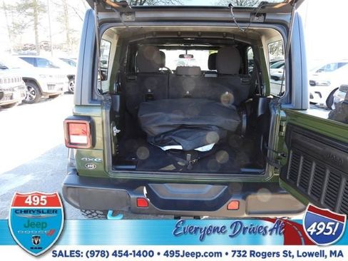Used 2023 Jeep Wrangler Unlimited w/ Cold Weather Group AWD/4WD image 12