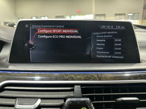 Used 2016 BMW 740i RWD image 52