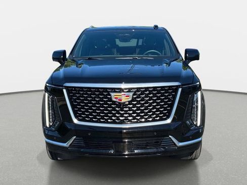 Certified 2025 Cadillac Escalade Premium Luxury AWD/4WD image 9