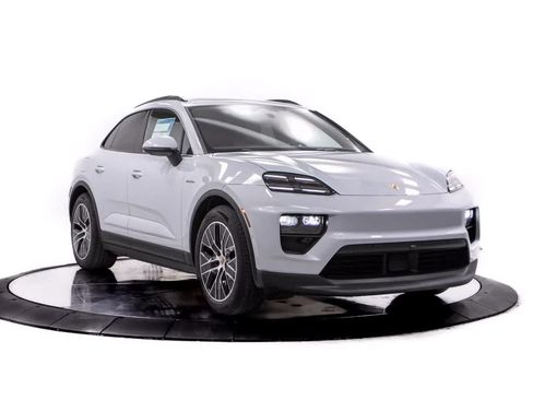Certified 2026 Porsche Macan Electric RWD image 10
