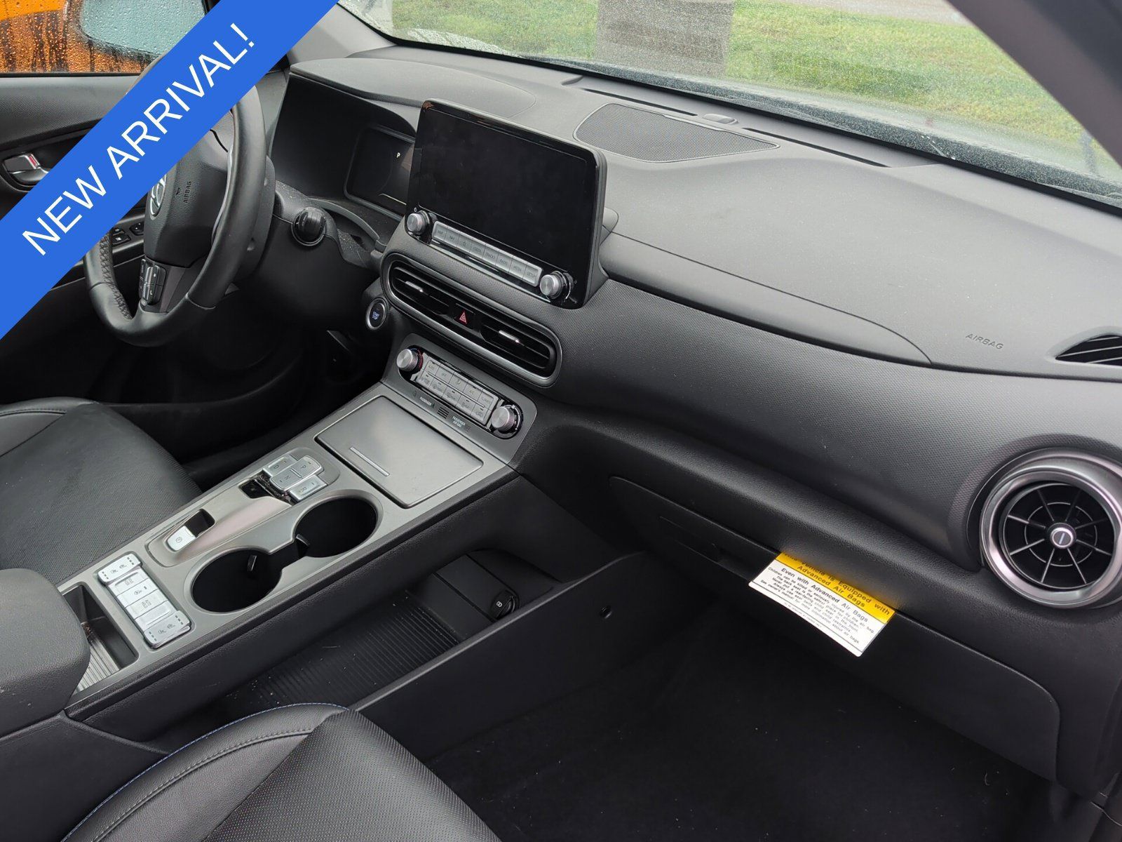 Used 2023 Hyundai Kona Limited FWD image 8