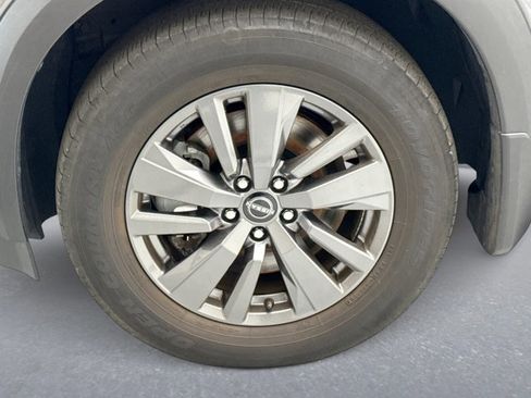 Used 2023 Nissan Pathfinder SV w/ Black Appearance Package image 23