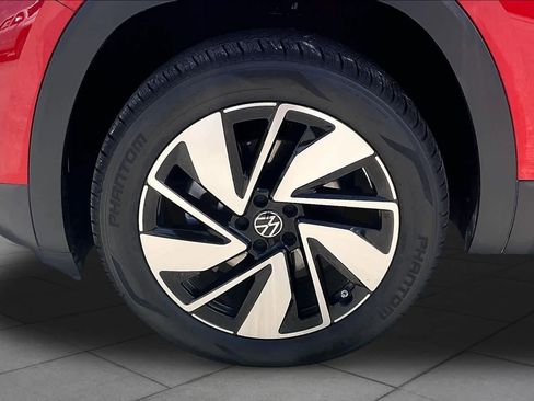 Used 2024 Volkswagen Atlas SE FWD image 11