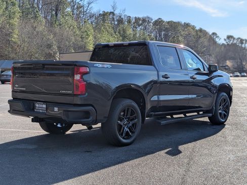 Used 2022 Chevrolet Silverado 1500 Custom image 9