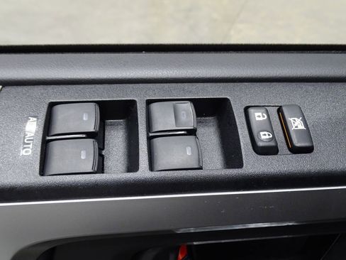 Used 2023 Toyota 4Runner SR5 image 12