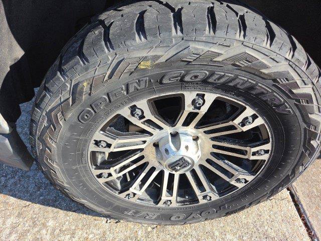 Used 2018 Chevrolet Silverado 1500 LT w/ Texas Edition RWD image 17
