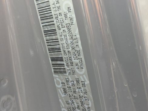 Used 2018 Jeep Wrangler Unlimited Rubicon image 32