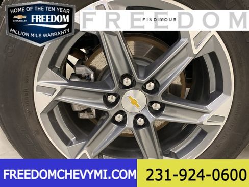 Used 2025 Chevrolet Blazer LT image 25