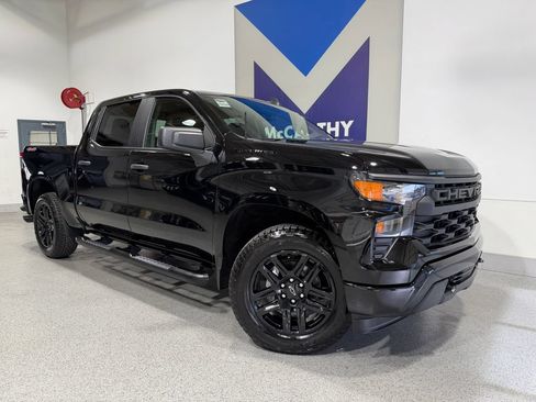 Used 2026 Chevrolet Silverado 1500 Custom w/ Turbomax Blackout Package AWD/4WD image 2