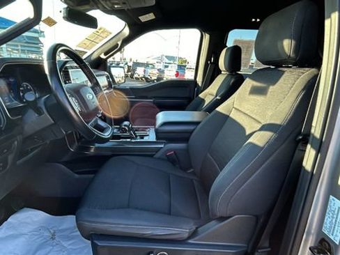 Certified 2021 Ford F150 XLT w/ Equipment Group 302A High image 17