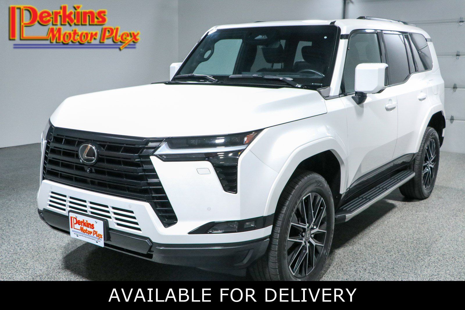 Used 2025 Lexus GX 550 w/ Accessory Package (2T) AWD/4WD image 1