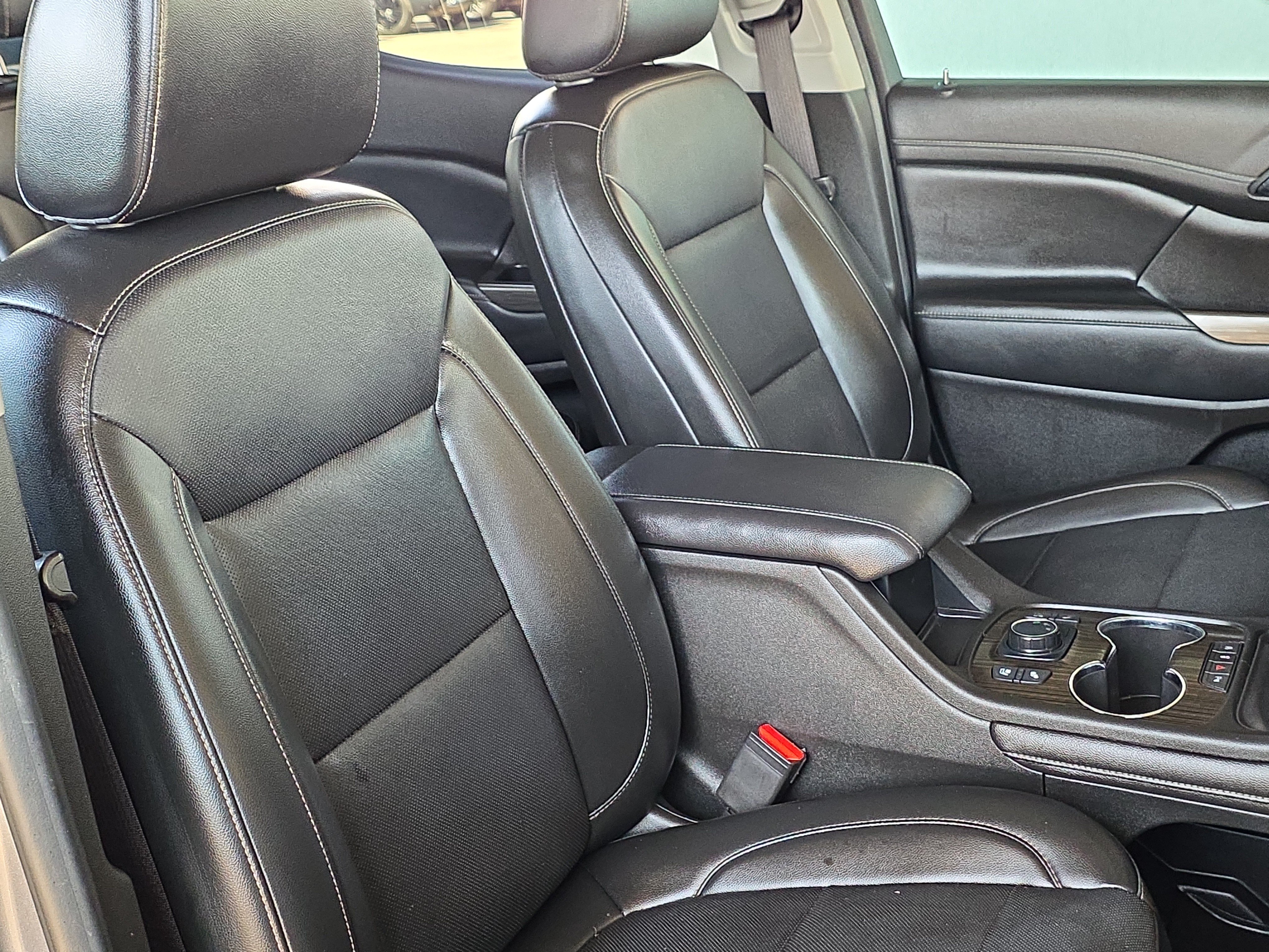 Used 2021 GMC Acadia SLT w/ Elevation Edition FWD image 31