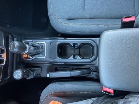 New 2026 Jeep Gladiator Sport image 30