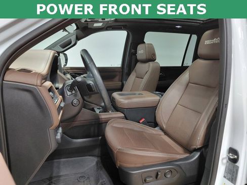 Certified 2023 Chevrolet Suburban High Country w/ Premium Package 2 image 3