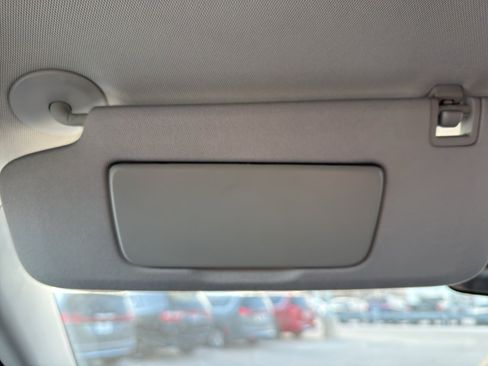 Used 2020 Chevrolet Equinox LT image 24