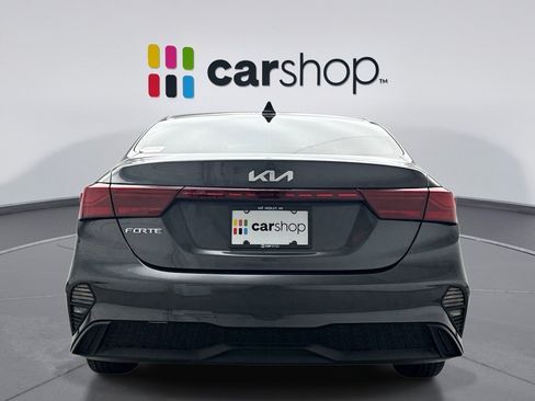 Used 2023 Kia Forte LXS w/ LXS Technology Package FWD image 4
