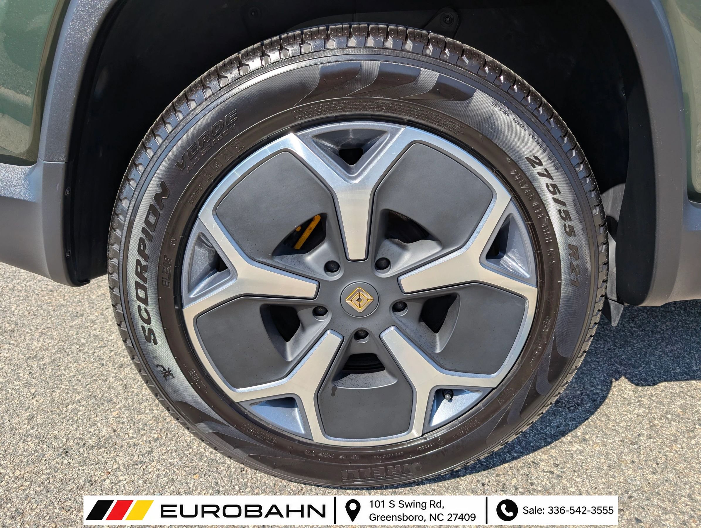 Used 2024 Rivian R1S Adventure Quad AWD/4WD image 36