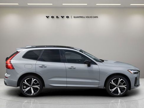 Certified 2025 Volvo XC60 B5 Ultra w/ Protection Package Premier image 3