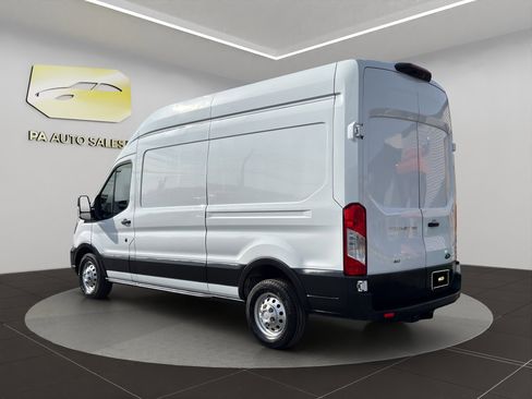 Used 2023 Ford Transit 250 148 High Roof AWD w/ Load Area Protection Package image 5