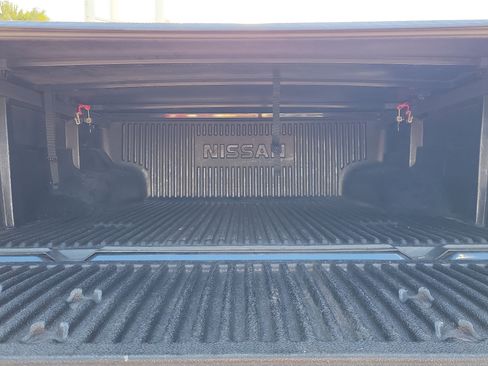 Used 2019 Nissan Frontier SV image 10