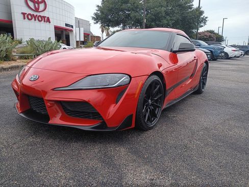 Used 2024 Toyota Supra RWD image 2