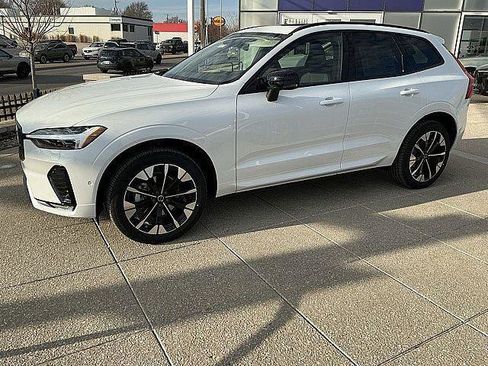 New 2026 Volvo XC60 B5 Plus w/ Climate Package AWD/4WD image 11