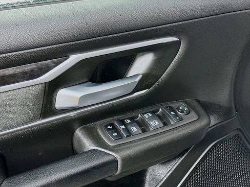 Certified 2023 RAM 1500 Big Horn image 28