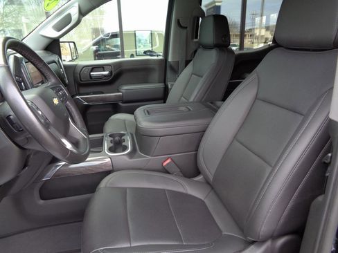 Used 2022 Chevrolet Silverado 1500 LTZ w/ LTZ Premium Package AWD/4WD image 9