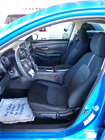 Used 2024 Nissan Sentra SV FWD image 14